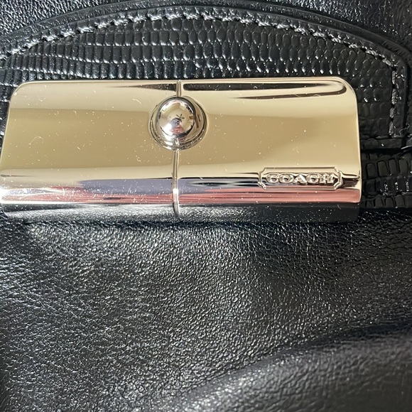 Coach handbag - Picture 2 of 7